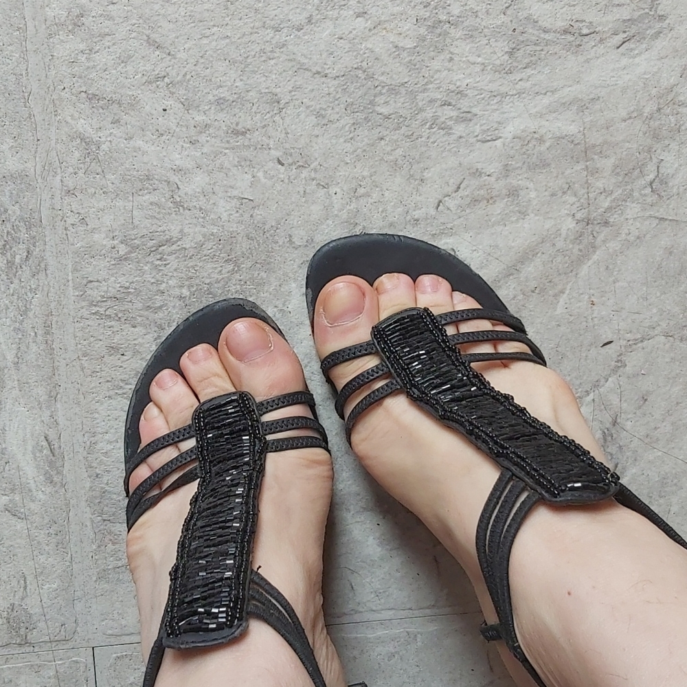 Shoes - Picture 3 of 4